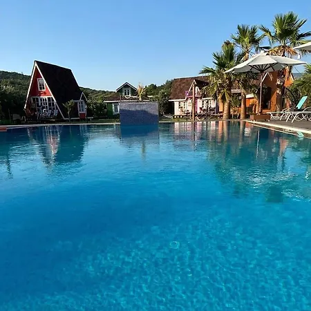 Seyyah Cafe Hotel